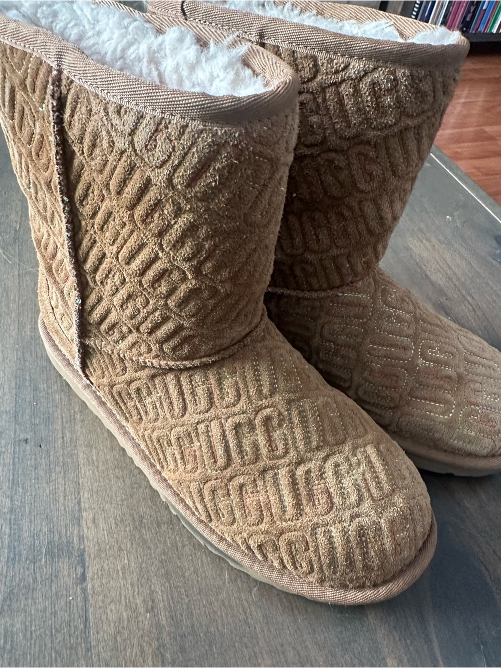 UGG Classic Mini Monogram Boots Chestnut Suede Shearling 1112383 Women Size 6⁠